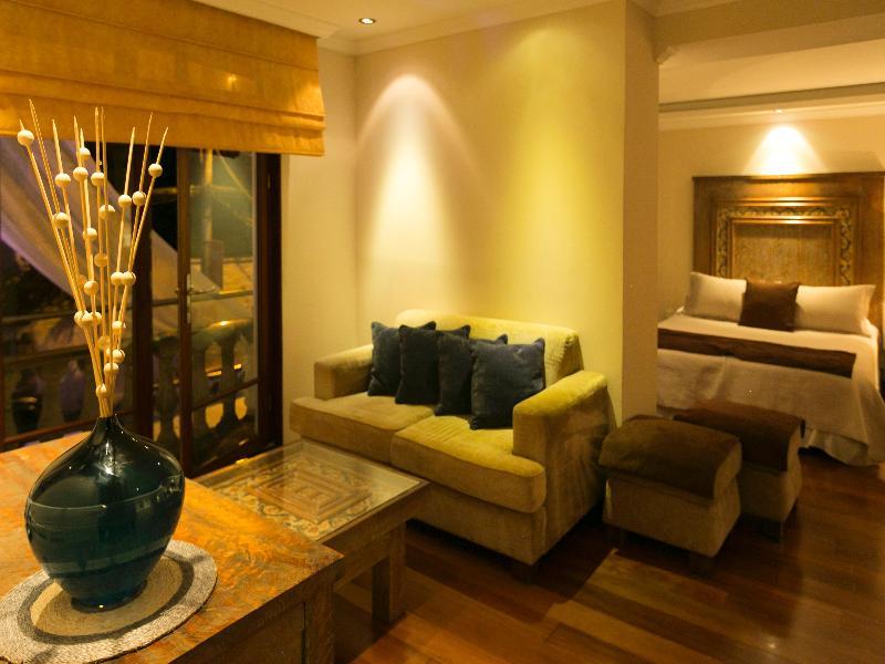 Ikala Quito Hotel Esterno foto