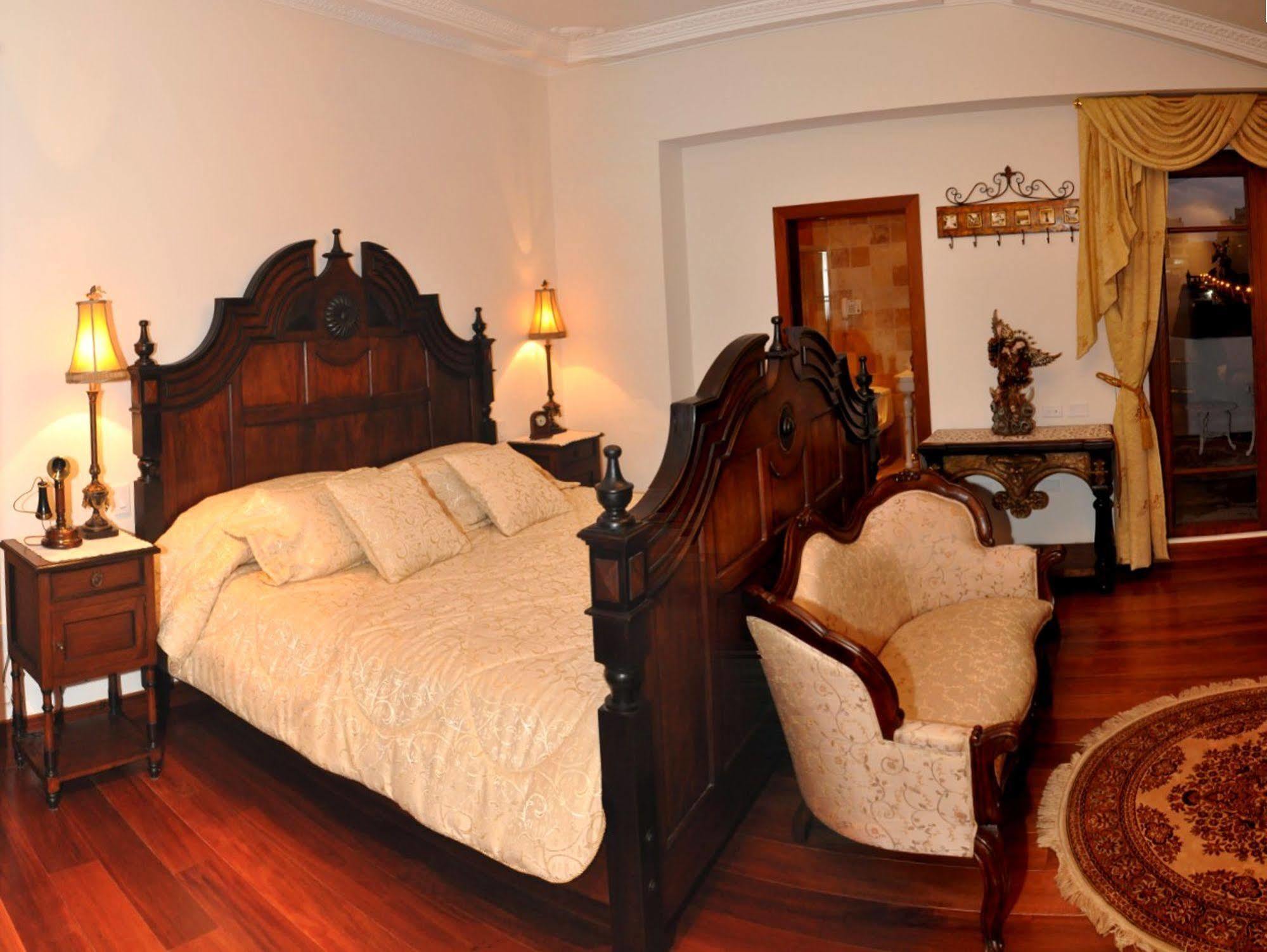 Ikala Quito Hotel Esterno foto